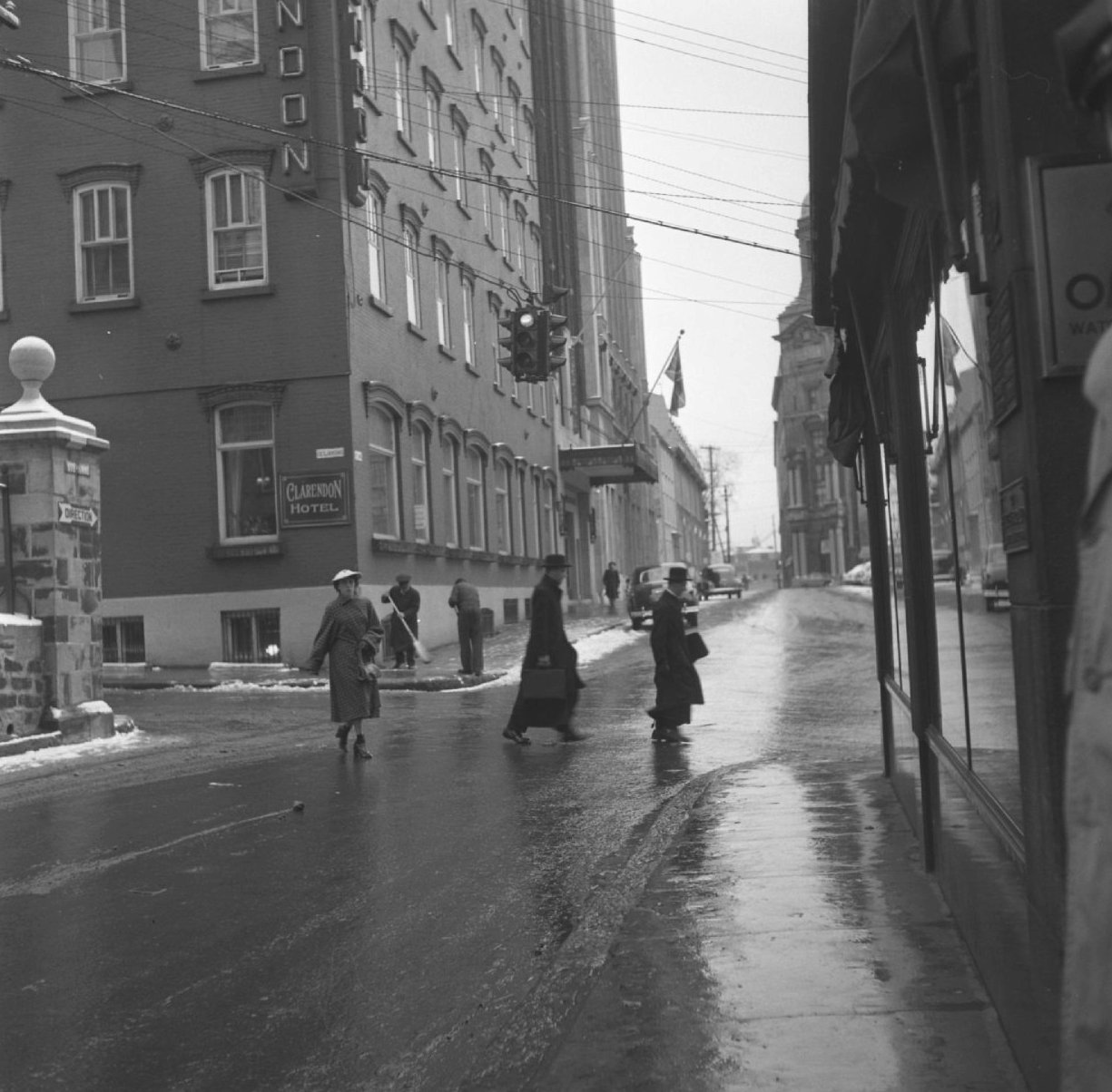 Hôtel Clarendon Hôtel Clarendon